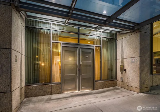 Photo 2 of Condo for sale at 715 2nd Avenue #1504, Seattle, WA 98104 | MLS# NWM2563191 | Listing updated on 2026-09-23