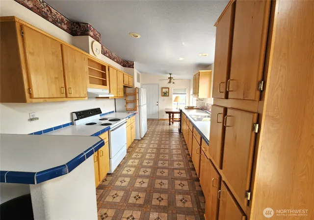Photo 3 of Manufactured home for sale at 36 Sourdough Rd E, Tonasket, WA 98855 | MLS# NWM2563214 | Listing updated on 2026-09-25