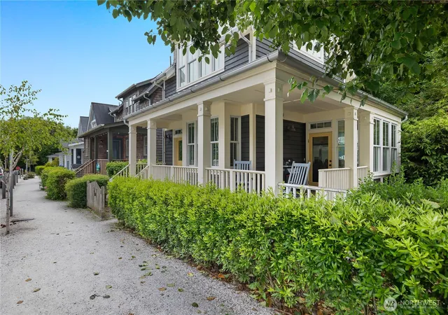 Photo 3 of Single family home for sale at 229 Compass St, Pacific Beach, WA 98571 | MLS# NWM2563246 | Listing updated on 2026-09-23