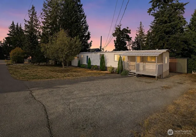 Photo 4 of Manufactured home for sale at 847 Patricia Ann Dr, Camano Island, WA 98282 | MLS# NWM2563253 | Listing updated on 2026-09-23