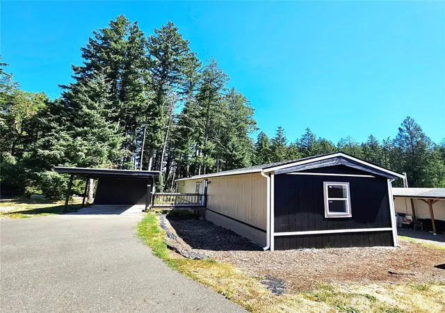 Photo 2 of Manufactured home for sale at 9111 66th Avenue Nw #108, Gig Harbor, WA 98332 | MLS# NWM2563266 | Listing updated on 2026-09-23