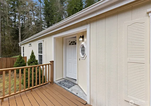 Photo 3 of Manufactured home for sale at 31910 Ne 162nd Street, Duvall, WA 98019 | MLS# NWM2563268 | Listing updated on 2026-09-23