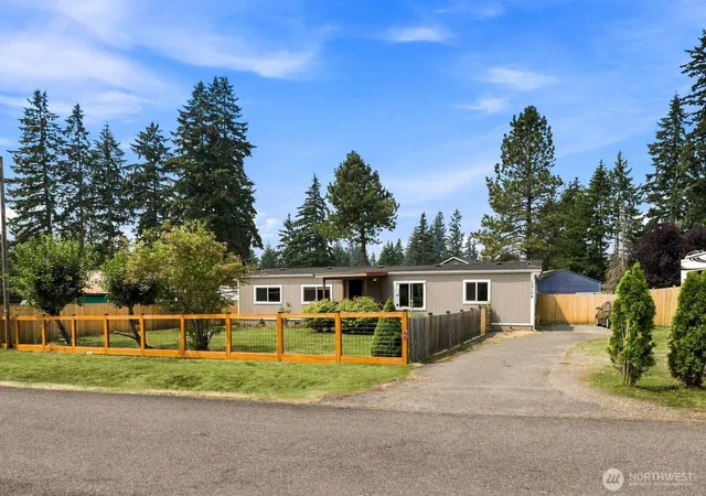 Manufactured home for sale at 13104 Ridge Cir E, Bonney Lake, WA 98391 | MLS# NWM2563285
