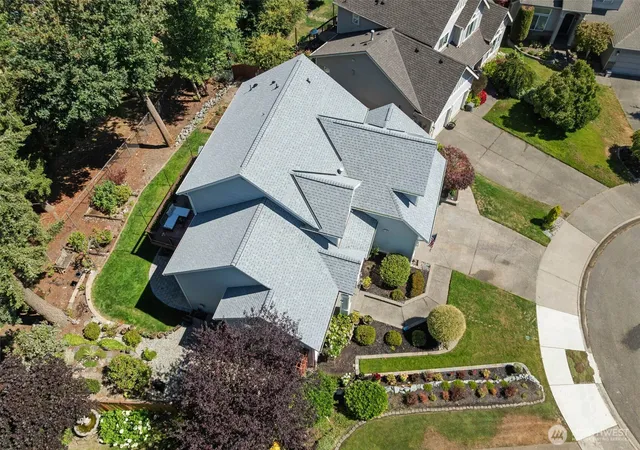 Photo 2 of Single family home for sale at 2396 S 280th Place, Federal Way, WA 98003 | MLS# NWM2563293 | Listing updated on 2026-09-24