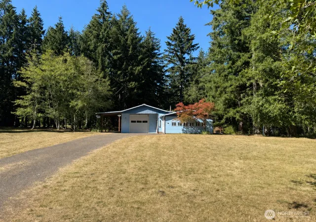 Photo 1 of Single family home for sale at 334 Harmon Rd, Chehalis, WA 98532 | MLS# NWM2563310 | Listing updated on 2026-09-23