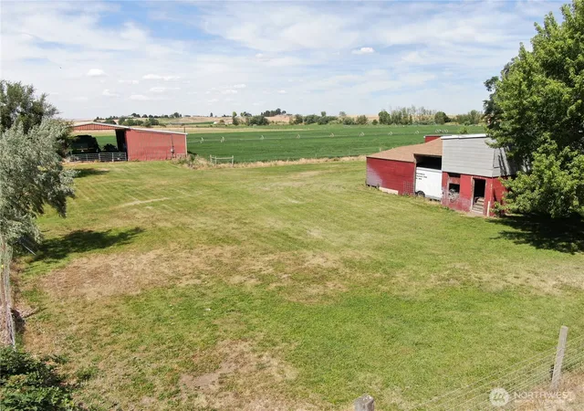 Photo 3 of Single family home for sale at 7346 Stateline Rd, Walla Walla, WA 99362 | MLS# NWM2563324 | Listing updated on 2026-10-01
