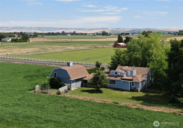 Photo 4 of Single family home for sale at 7346 Stateline Rd, Walla Walla, WA 99362 | MLS# NWM2563324 | Listing updated on 2026-10-01