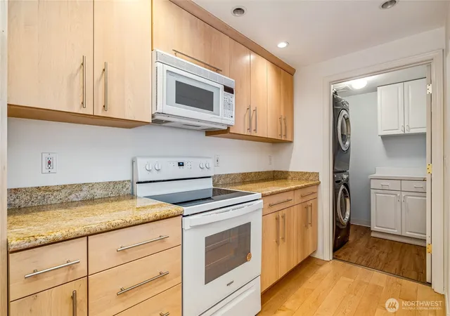Photo 3 of Condo for sale at 3221 SW Avalon Way #313, Seattle, WA 98126 | MLS# NWM2563327 | Listing updated on 2026-09-29