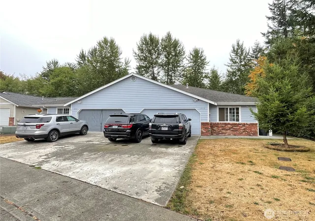 Photo 7 of Multi family home for sale at 5902 115th Street E, Puyallup, WA 98373 | MLS# NWM2563334 | Listing updated on 2026-10-06