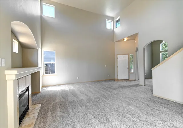 Photo 3 of Single family home for sale at 14413 Sandy Glen E, Puyallup, WA 98375 | MLS# NWM2563366 | Listing updated on 2026-10-27