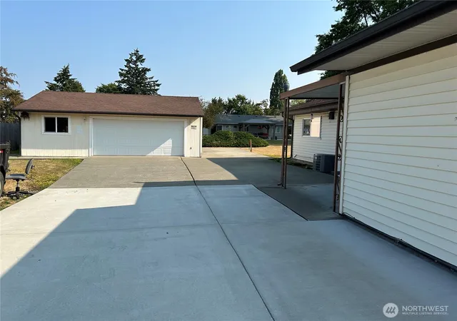 Photo 3 of Sale Pending at 603 Gove, Steilacoom, WA 98388 | MLS# NWM2563381 | Listing updated on 2026-09-28