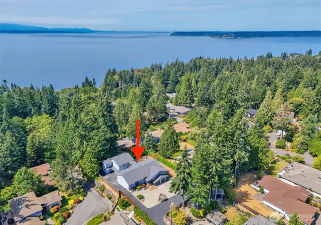 Photo 2 of Single family home for sale at 16038 68th Avenue W, Edmonds, WA 98026 | MLS# NWM2563425 | Listing updated on 2026-09-23