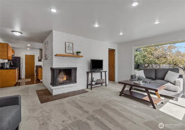 Photo 2 of Sale Pending at 14511 25th Avenue Ct E, Tacoma, WA 98445 | MLS# NWM2563427 | Listing updated on 2026-10-16