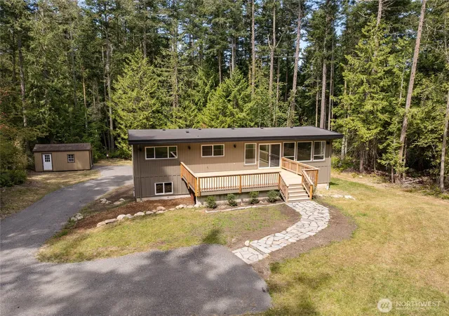 Photo 3 of Single family home for sale at 610 Pavey Blvd, Lopez Island, WA 98261 | MLS# NWM2563442 | Listing updated on 2026-09-23