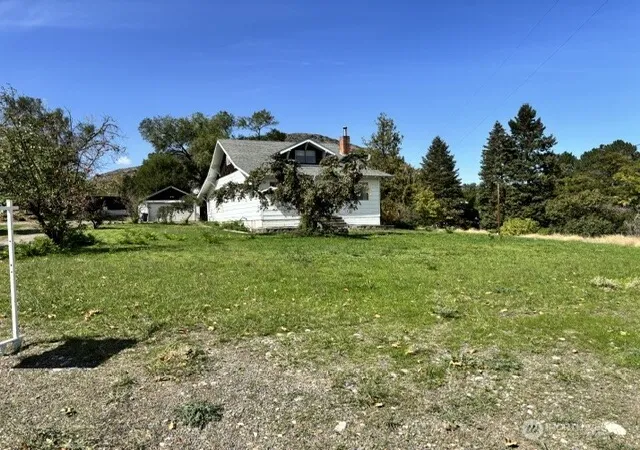 Photo 1 of Single family home for sale at 1722 Kay St W, Oroville, WA 98844 | MLS# NWM2563460 | Listing updated on 2026-10-01