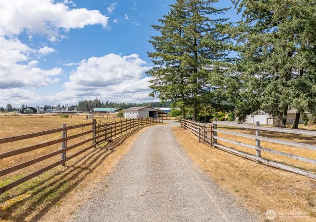 Photo 4 of Single family home for sale at 17745 Case Rd SW, Rochester, WA 98579 | MLS# NWM2563463 | Listing updated on 2026-09-23