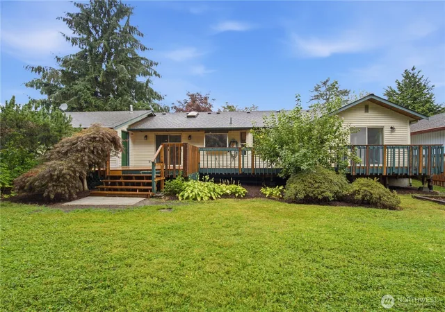 Photo 3 of Sale Pending at 5536 70th Street Ne, Marysville, WA 98270 | MLS# NWM2563473 | Listing updated on 2026-09-25