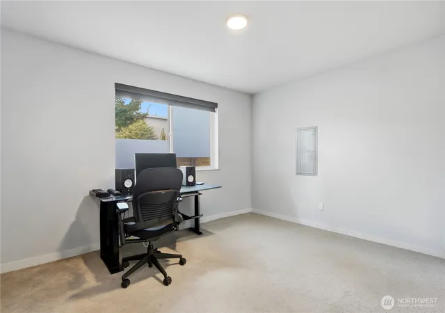 Photo 3 of Townhouse for sale at 11530 Greenwood Ave N, Seattle, WA 98133 | MLS# NWM2563484 | Listing updated on 2026-10-01