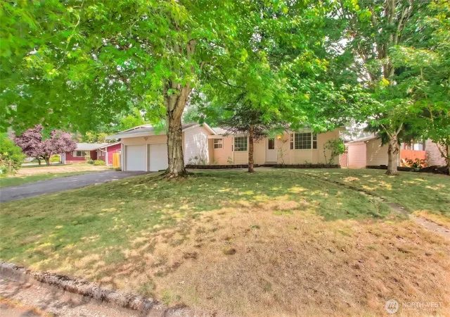 Photo 2 of Single family home for sale at 21815 6th Avenue W, Bothell, WA 98021 | MLS# NWM2563505 | Listing updated on 2026-10-02