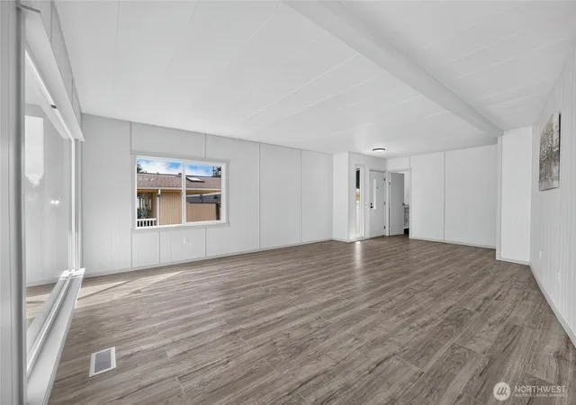 Photo 4 of Manufactured home for sale at 21429 44th Avenue W #24, Mountlake Terrace, WA 98043 | MLS# NWM2563515 | Listing updated on 2026-10-01