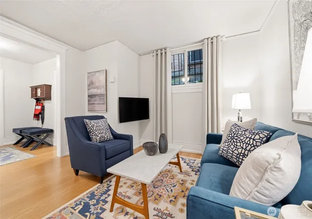 Photo 4 of Condo for sale at 1732 15th Street #3, Seattle, WA 98122 | MLS# NWM2563524 | Listing updated on 2026-10-01