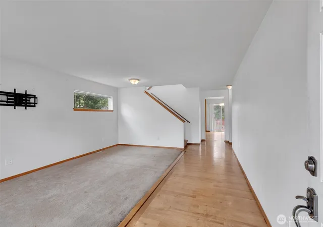 Photo 3 of Single family home for sale at 728 95th Court SE, Everett, WA 98208 | MLS# NWM2563534 | Listing updated on 2026-09-23