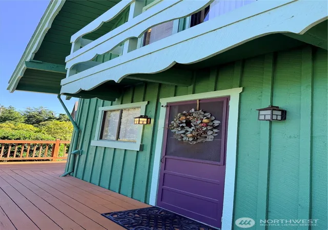 Photo 3 of Single family home for sale at 30709 K Pl, Ocean Park, WA 98640 | MLS# NWM2563552 | Listing updated on 2026-09-23