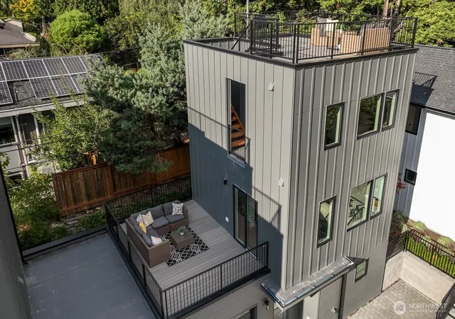 Photo 2 of Sale Pending at 6028 41st Avenue Ne, Seattle, WA 98115 | MLS# NWM2563558 | Listing updated on 2026-09-25