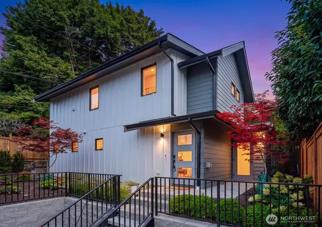 Photo 2 of Single family home for sale at 6030 41st Avenue Ne, Seattle, WA 98115 | MLS# NWM2563563 | Listing updated on 2026-09-30
