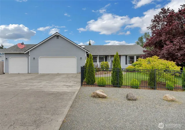 Photo 2 of Sale Pending at 10909 Vickery Ave E, Tacoma, WA 98446 | MLS# NWM2563579 | Listing updated on 2026-09-21