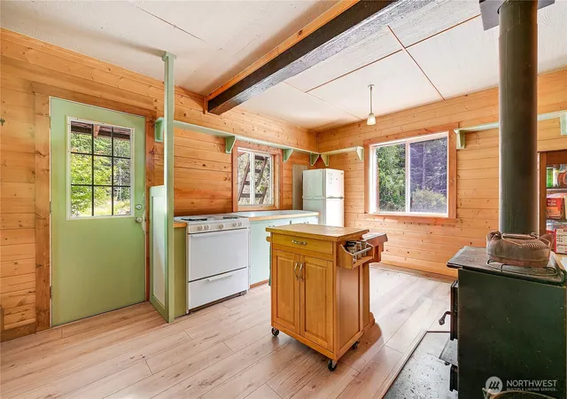 Photo 4 of Single family home for sale at 2784 Wa 104, Port Ludlow, WA 98365 | MLS# NWM2563581 | Listing updated on 2026-09-23