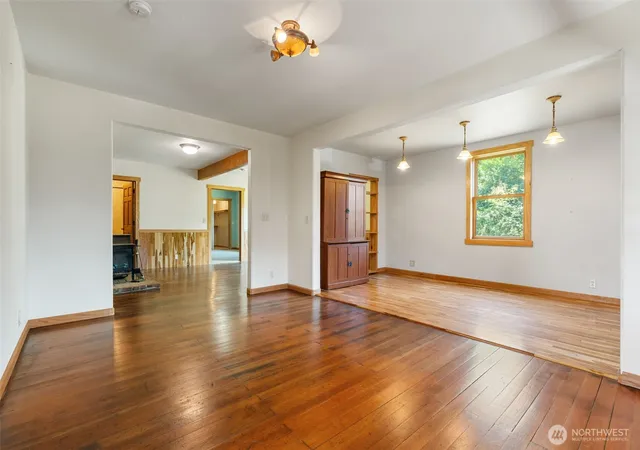 Photo 4 of Sale Pending at 122 Cole Rd, Pe Ell, WA 98572 | MLS# NWM2563592 | Listing updated on 2026-09-25