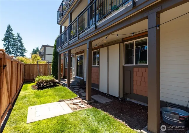Photo 4 of Condo for sale at 7505 212th Street SW #C102, Edmonds, WA 98026 | MLS# NWM2563596 | Listing updated on 2026-09-28