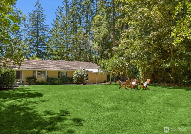 Photo 2 of Sale Pending at 8960 Ne Day Rd, Bainbridge Island, WA 98110 | MLS# NWM2563597 | Listing updated on 2026-09-25