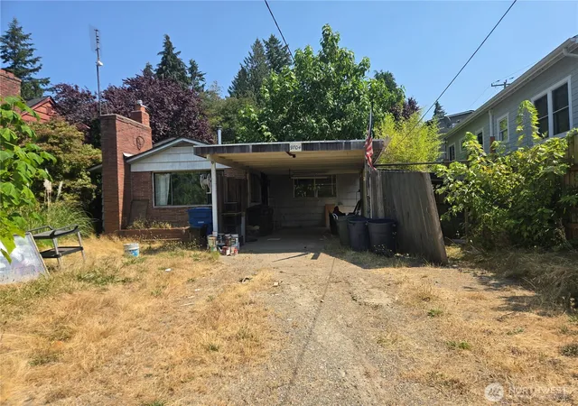 Photo 1 of Single family home for sale at 9704 8th Avenue Ne, Seattle, WA 98115 | MLS# NWM2563603 | Listing updated on 2026-09-29