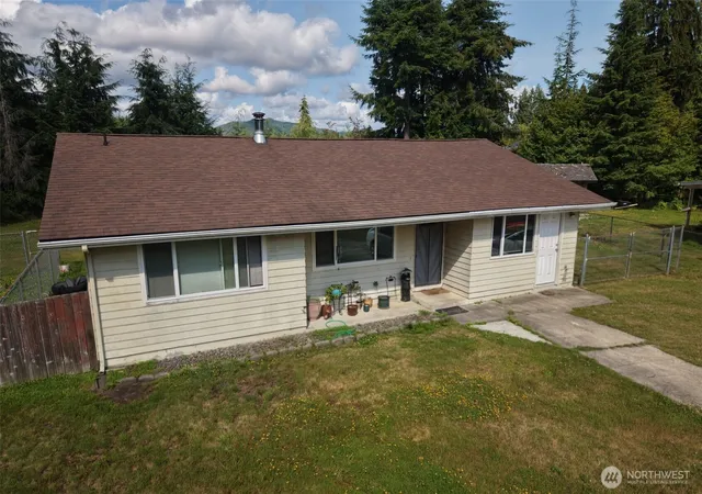Single family home for sale at 291 Little John Ln, Forks, WA 98331 | MLS# NWM2563604