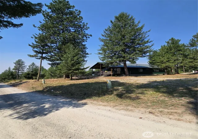Photo 1 of Single family home for sale at 15 Appaloosa Rd, Tonasket, WA 98855 | MLS# NWM2563624 | Listing updated on 2026-09-23