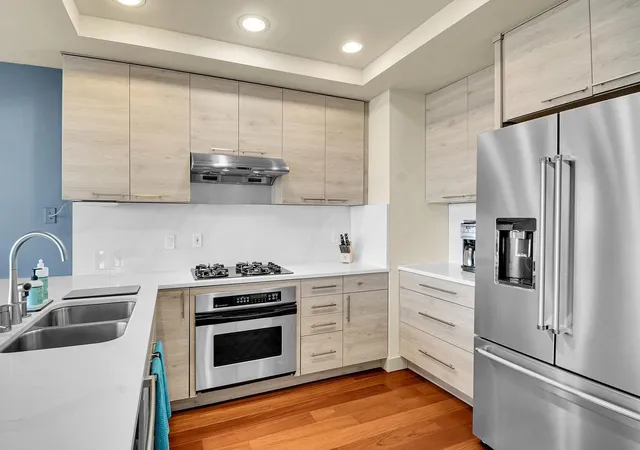 Photo 4 of Condo for sale at 2319 1st Avenue #306, Seattle, WA 98121 | MLS# NWM2563636 | Listing updated on 2026-09-27