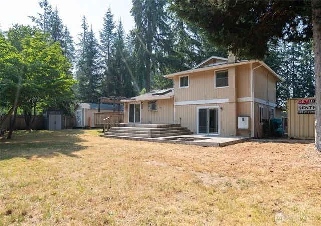 Photo 3 of Single family home for sale at 6612 Alder Glen Dr Se, Olympia, WA 98513 | MLS# NWM2563643 | Listing updated on 2026-09-28