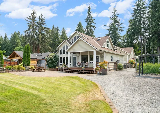 Photo 4 of Single family home for sale at 32608 Benbow Dr E, Graham, WA 98338 | MLS# NWM2563661 | Listing updated on 2026-09-29
