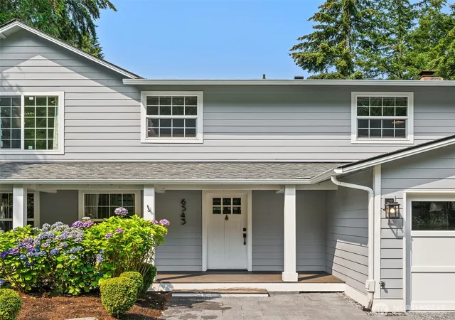Photo 3 of Sale Pending at 6543 81st Avenue Se, Mercer Island, WA 98040 | MLS# NWM2563674 | Listing updated on 2026-09-25