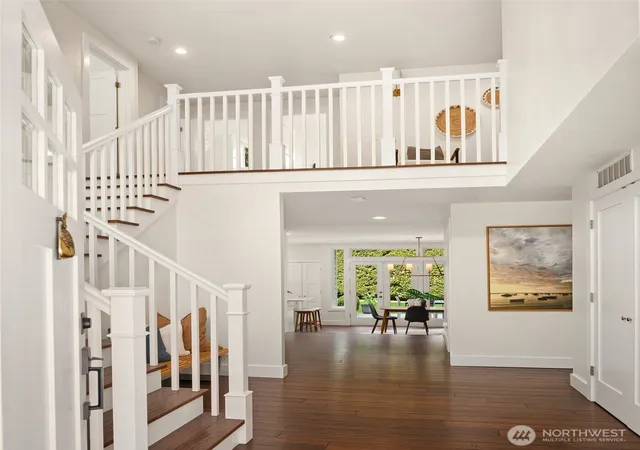Photo 3 of Sale Pending at 6543 81st Avenue SE, Mercer Island, WA 98040 | MLS# NWM2563674 | Listing updated on 2026-09-25