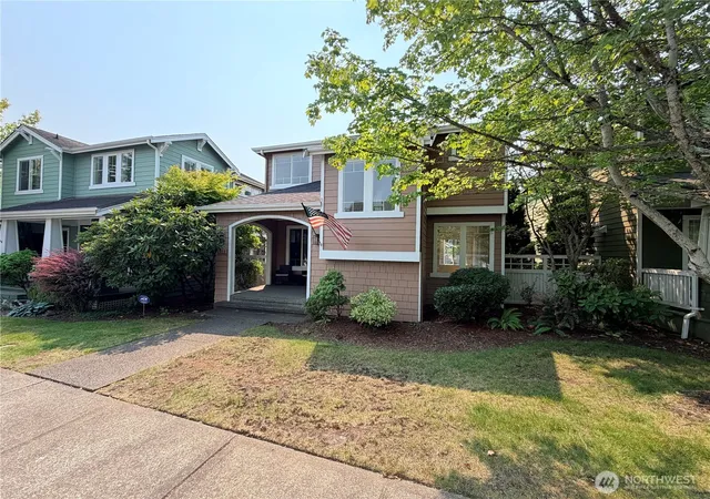 Photo 3 of Sale Pending at 4611 Ne 5th Place, Renton, WA 98059 | MLS# NWM2563683 | Listing updated on 2026-09-25