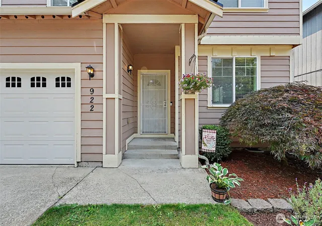 Photo 2 of Single family home for sale at 922 Gina Ct Se, Olympia, WA 98513 | MLS# NWM2563695 | Listing updated on 2026-10-03