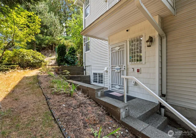 Photo 2 of Townhouse for sale at 2300 Benson Rd S #2-1, Renton, WA 98055 | MLS# NWM2563711 | Listing updated on 2026-09-17