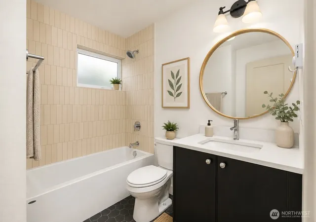 Photo 3 of Townhouse for sale at 1255 NE 100th Street, Seattle, WA 98125 | MLS# NWM2563734 | Listing updated on 2026-09-19