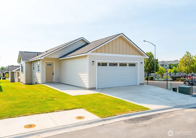Photo 1 of Single family home for sale at 123 E 9th Avenue #58, Moses Lake, WA 98837 | MLS# NWM2563736 | Listing updated on 2026-09-23