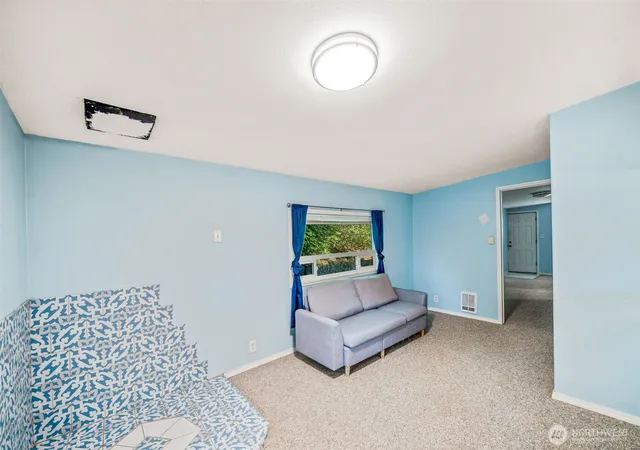 Photo 3 of Manufactured home for sale at 2413 Westwind Dr Nw, Olympia, WA 98502 | MLS# NWM2563739 | Listing updated on 2026-09-23