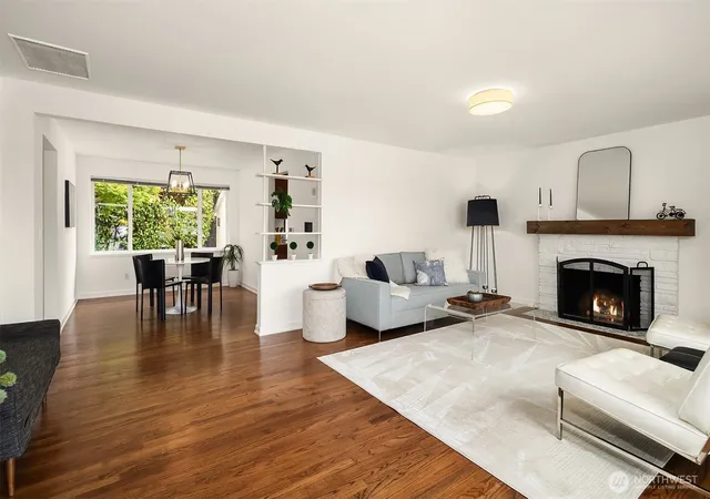 Photo 4 of Condo for sale at 11510 27th Avenue SW, Seattle, WA 98146 | MLS# NWM2563742 | Listing updated on 2026-09-23
