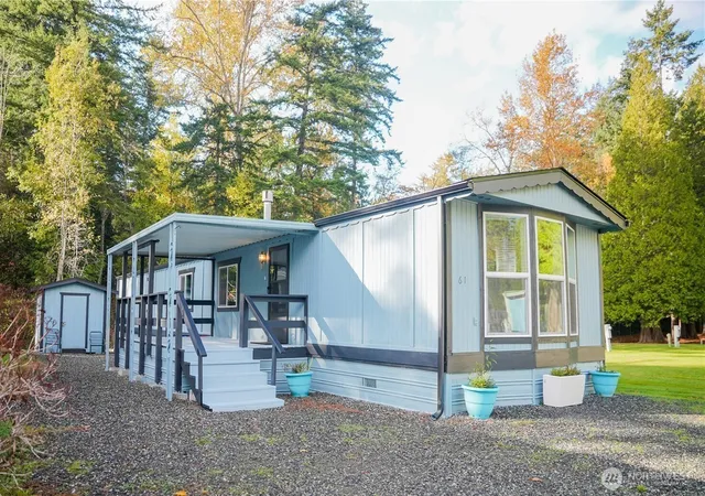 Photo 2 of Manufactured home for sale at 4672 Birch Bay Lynden Rd #61, Blaine, WA 98230 | MLS# NWM2563748 | Listing updated on 2026-09-23